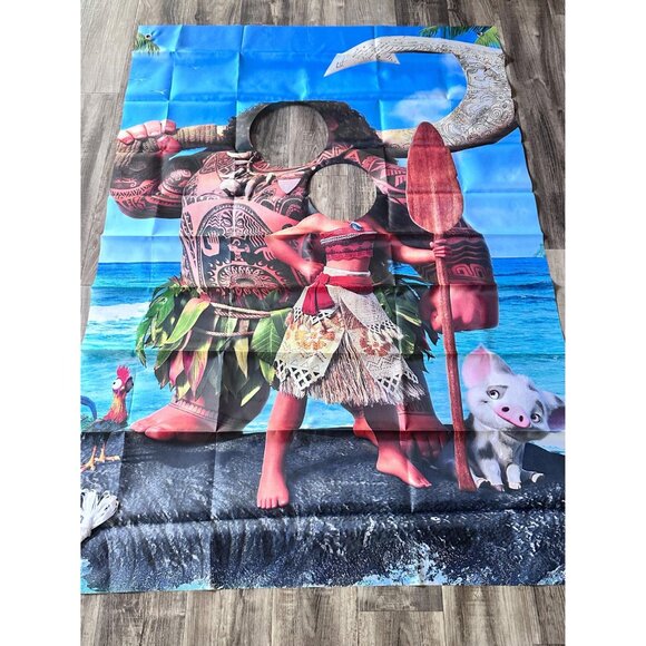 Moana party banner 57x39 inches – fun photo prop with 2 face cutouts - Picture 7 of 9
